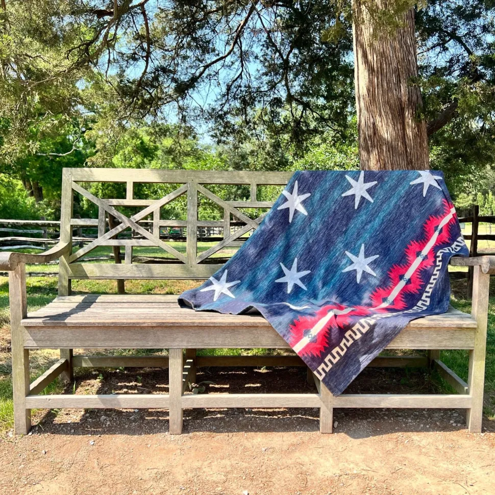 Commander in Chief Organic Cotton Throw - Pendleton Blanket