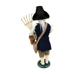 Farmer George Caroler by Byers' Choice