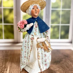 Gardening Martha Caroler by Byers' Choice
