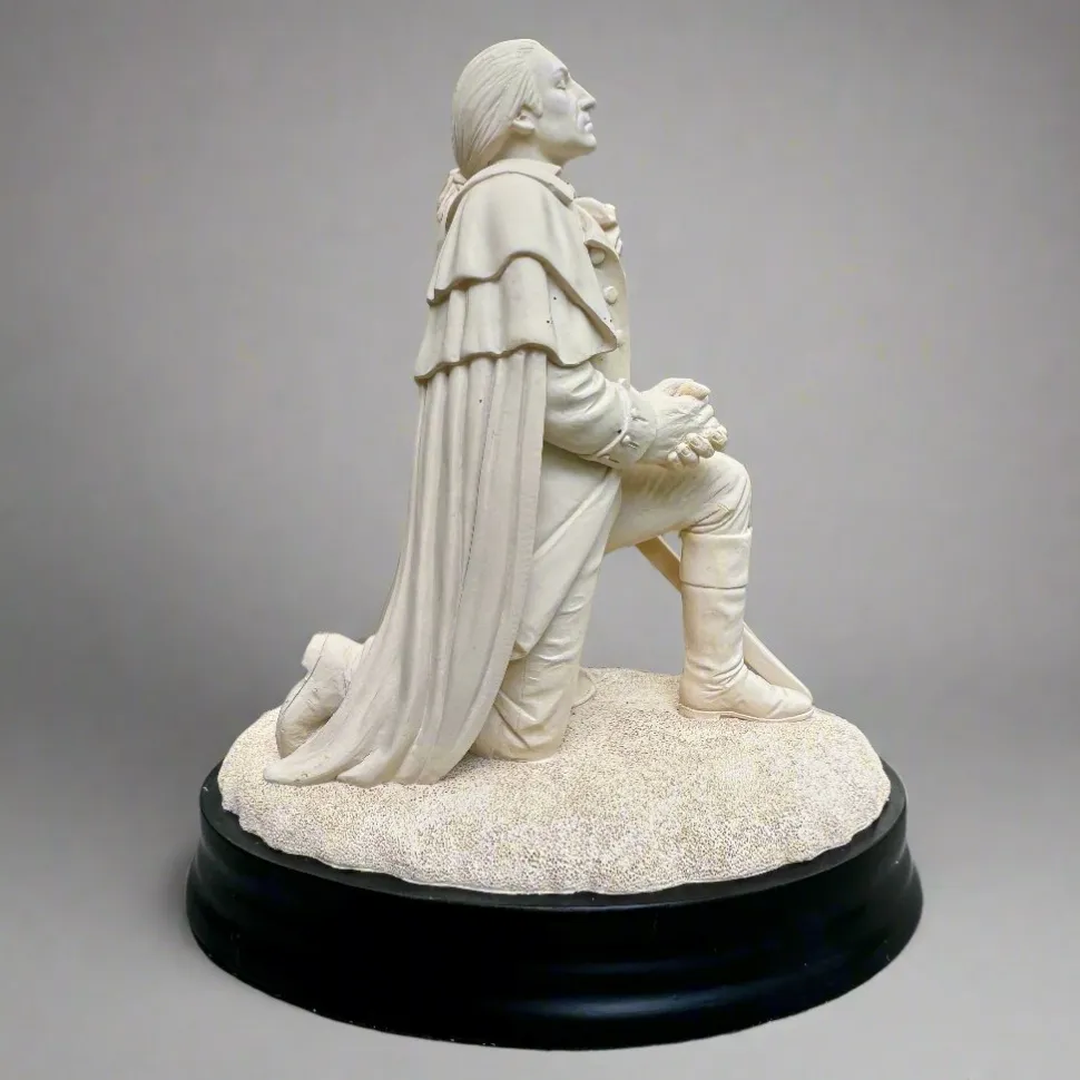 General George Washington Prayer Sculpture