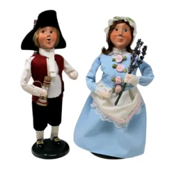 Nelly Caroler with Lavender - Limited Edition from Byers' Choice