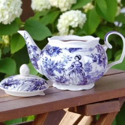 Toile Scallop Teapot