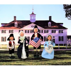 Washy Caroler with Horn - Limited Edition from Byers' Choice